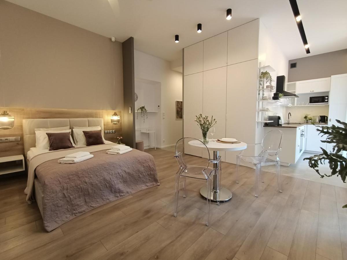 Myfive Apartments Krakow Bagian luar foto