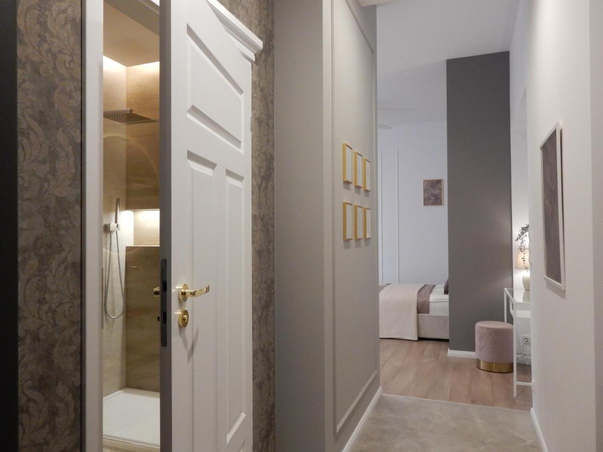 Myfive Apartments Krakow Bagian luar foto