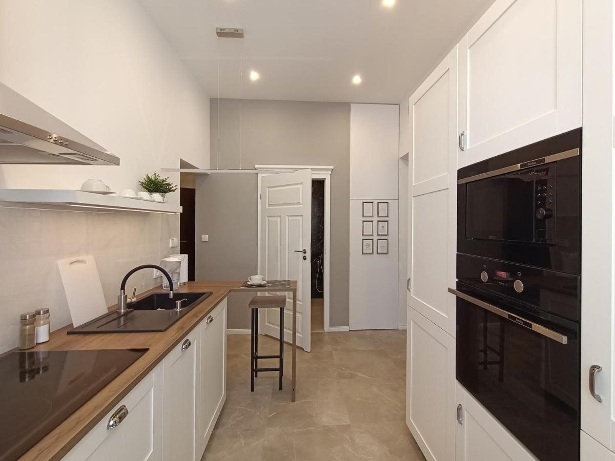 Myfive Apartments Krakow Bagian luar foto